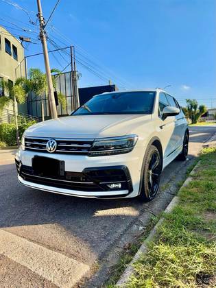 VOLKSWAGEN TIGUAN 2.0 350 TSI GASOLINA ALLSPACE R-LINE 4MOTION DSG VOLKSWAGEN TIGUAN 2.0 350 TSI GASOLINA ALLSPACE R-LINE 4MOTION DSG